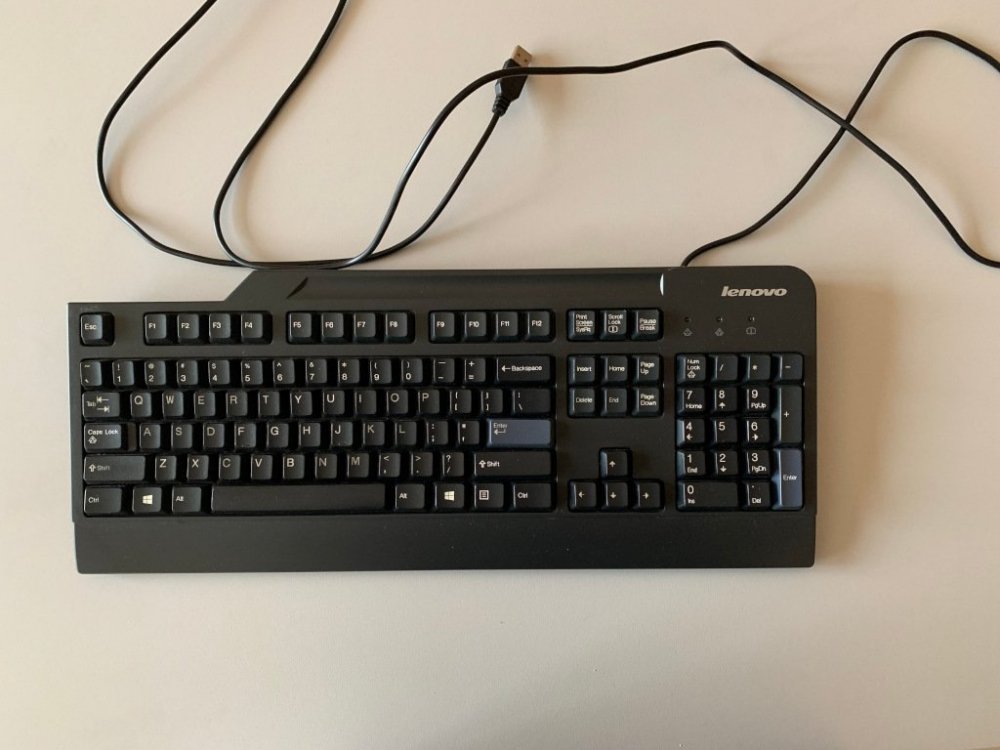 keyboard_lenovo_good.thumb.jpg.1bdc2197ef582de7cc6d532d67355a4c.jpg