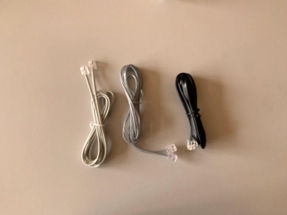 old_phone_cables.thumb.jpg.bad58077ba717923605615f6ed1659bc.jpg
