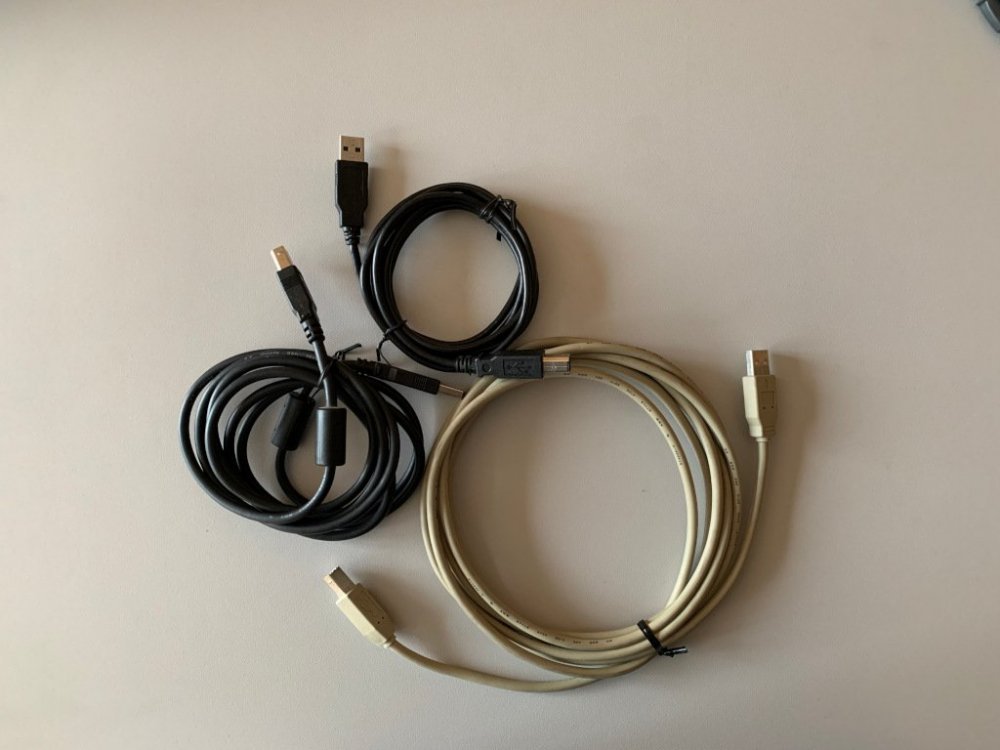 printer_cables.thumb.jpg.27b17473b0be35009861fc943a03313c.jpg
