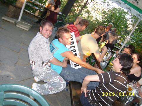 post-339-1093259109_thumb.jpg